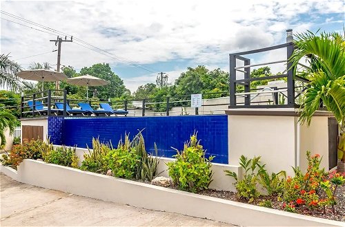 Photo 64 - Nianna Coral Bay Deluxe Townhouse 1