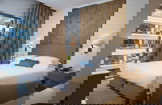 Photo 7 - Majestic Arjaan by Rotana