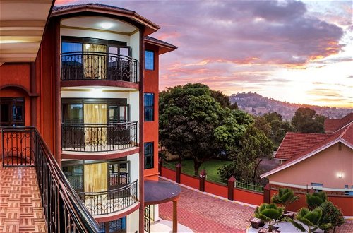 Foto 13 - Luxury 2 Bedrooms Apartment in Kampala