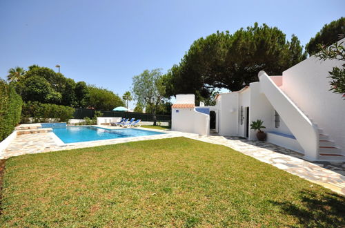 Photo 12 - Charming Vilamoura Villa With Private Pool and Garden