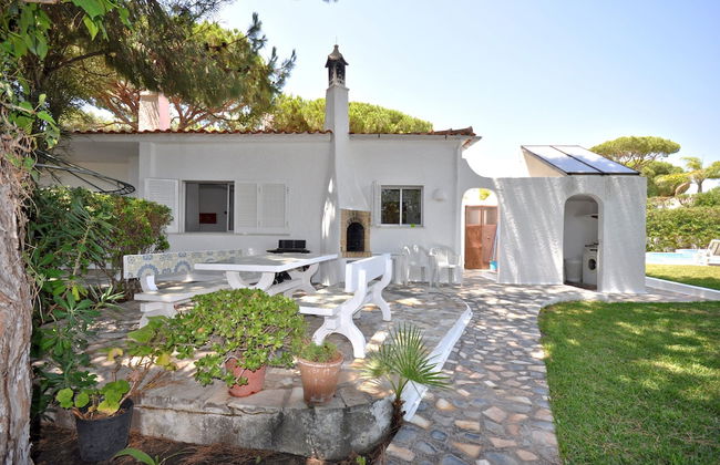 Delightful Single-storey Villa, Private Pool, Free air Conditioning and Wifi - Foto 25