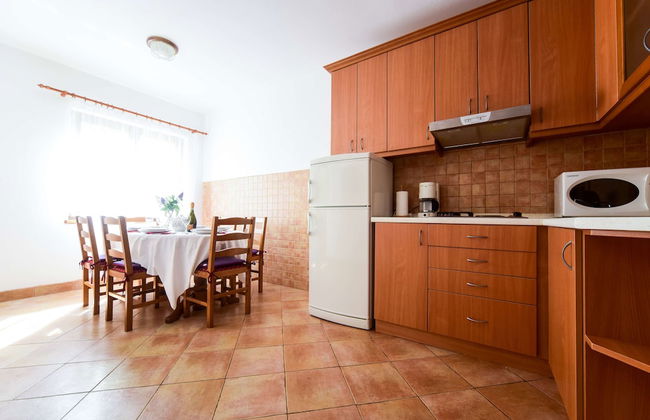 Deluxe Two-bedroom Apartment With a Jacuzzi Large Terrace With Garden - Foto 10