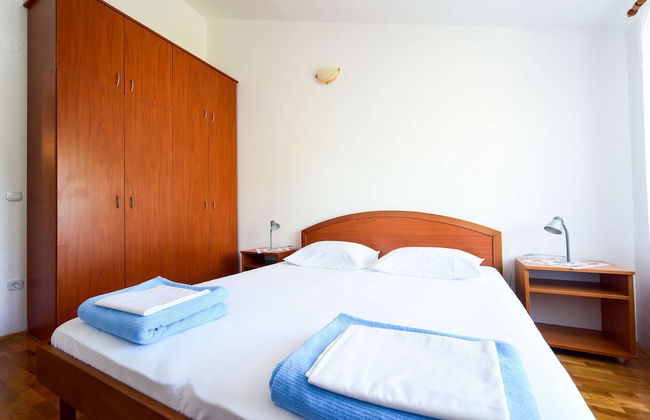 Deluxe Two-bedroom Apartment With a Jacuzzi Large Terrace With Garden - Foto 7