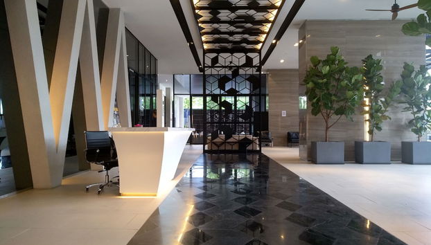 Mostrador de check-in y check-out