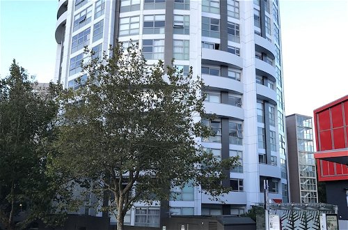 Photo 24 - Leafy Street Apartment Central Auckland