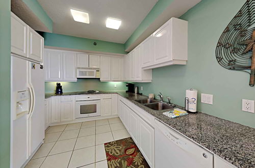 Photo 10 - Beach Colony Resort East by Southern Vacation Rentals