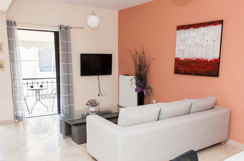 Photo 14 - Great Apartment in Piraeus