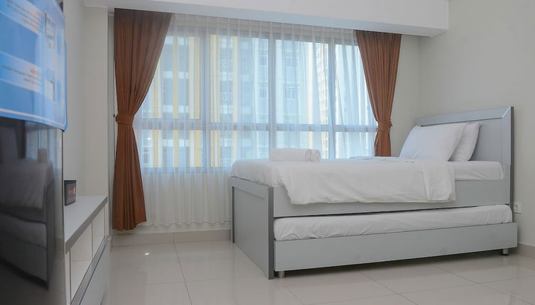 Foto 1 - Elegant and Comfy Studio at Springlake Summarecon Apartment