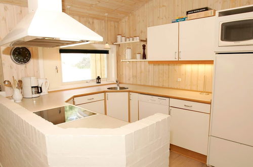 Foto 7 - 8 Person Holiday Home in Nexo