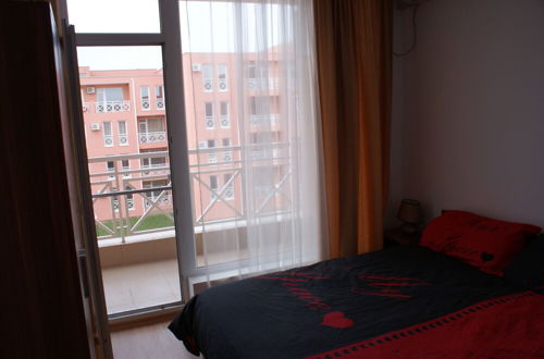 Photo 6 - Stunning 1-bed Apartment in Sunny Beach