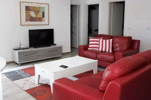 Photo 1 - Emerald Apartment