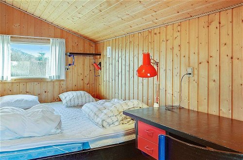 Foto 5 - Spacious Holiday Home in Vestervig With Sauna