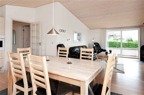 Photo 12 - 4 Person Holiday Home in Hejls
