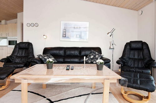 Photo 12 - 4 Person Holiday Home in Hejls