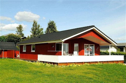 Photo 15 - 4 Person Holiday Home in Hejls