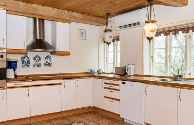 12 Person Holiday Home in Hojer - Foto 8