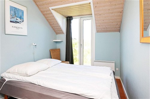 Photo 10 - 8 Person Holiday Home in Lokken