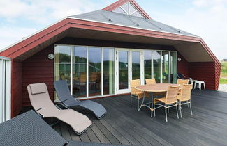 Foto 1 - 8 Person Holiday Home in Lokken-by Traum