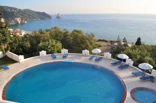 Foto 9 - Natalia Loft Apartment C With Panoramic sea Views of Agios Gordios bay