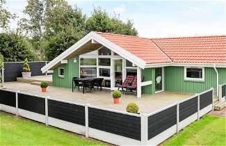 Foto 1 - 6 Person Holiday Home in Otterup