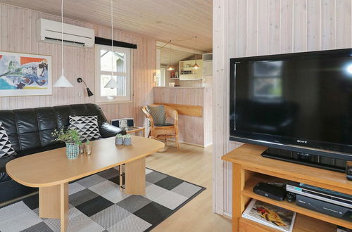 Photo 9 - 6 Person Holiday Home in Hadsund-by Traum