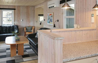 Foto 2 - 6 Person Holiday Home in Hadsund