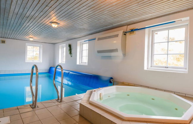 14 Person Holiday Home in Fano - Foto 4