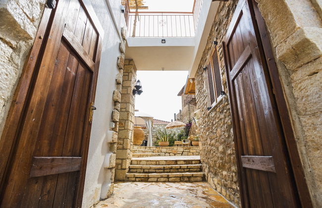 Beutiful House in Upper Qeparo, Coast of Albania - Photo 12