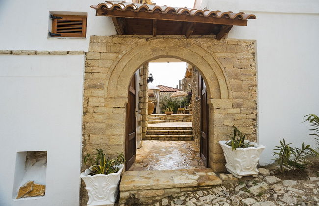 Beutiful House in Upper Qeparo, Coast of Albania - Photo 19