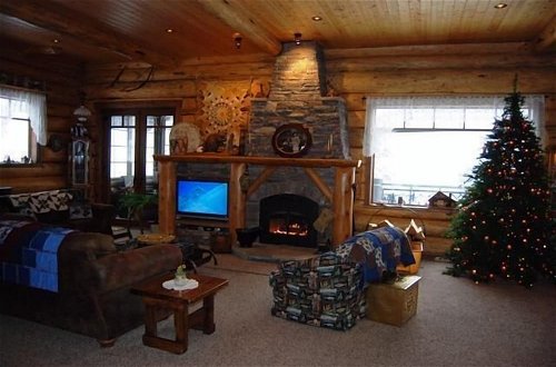 Photo 1 - Kowal Ski Cabin by Apex Accommodations