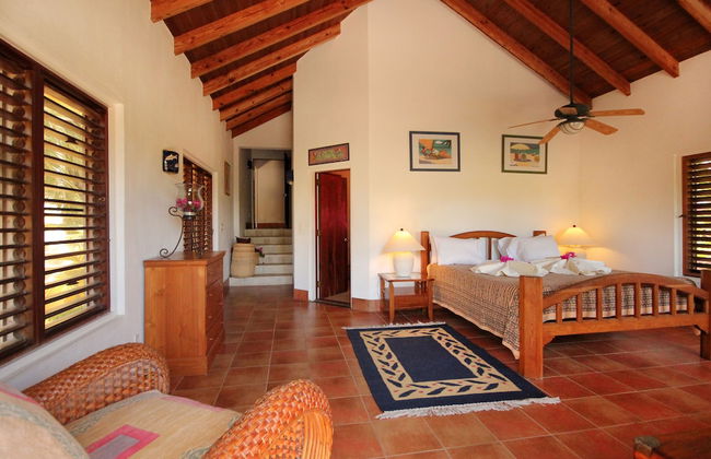 The Carib House 5 Bedrooms And Pool Close To Beach - Foto 2