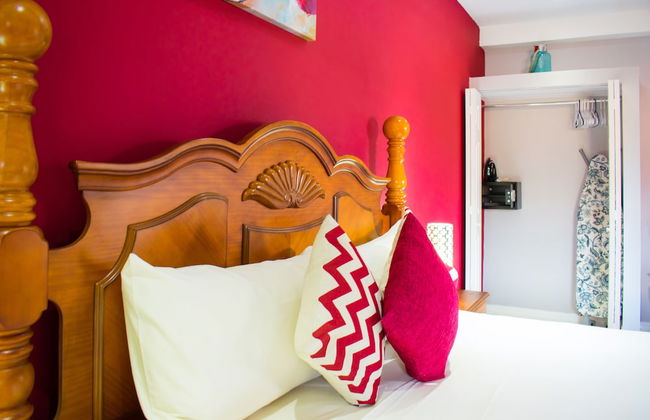Casa Tamar Guest Apartments - Photo 9