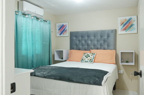 Photo 1 - Yhavarees Comfy Oasis 2-bed Aprt- Central & Secure