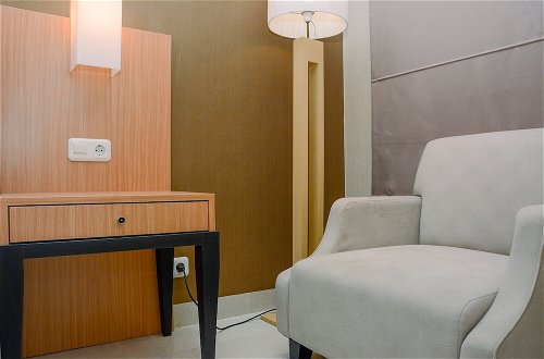 Foto 5 - Comfy and Modern Studio Apartment at Elpis Residence