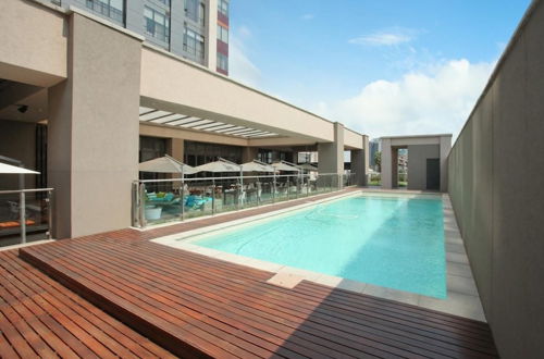 Photo 10 - Sandton Skye Suite 604