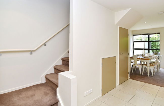 Hagley Apartment - Photo 48
