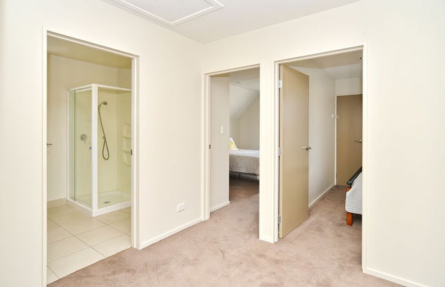 Hagley Apartment - Photo 46