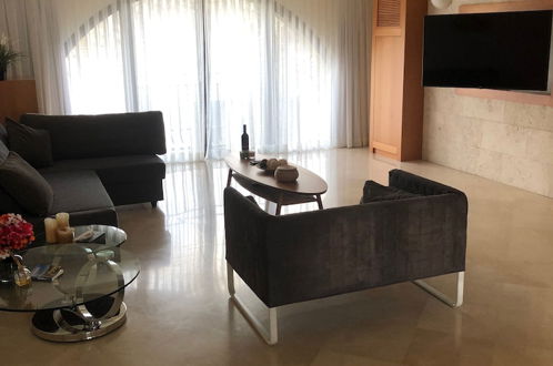 Photo 11 - Mamilla's Penthouse