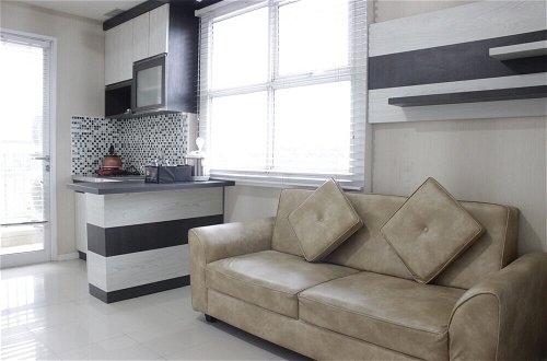 Foto 4 - Simply Homey 2BR Apartment Parahyangan Residence