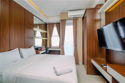Foto 1 - Comfortable And Modern Studio Transpark Cibubur Apartment
