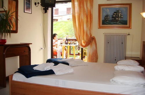 Photo 2 - Welcome To Hotel Petunia, In Neos-marmaras,xalkidiki ,greece, Triple Room 7