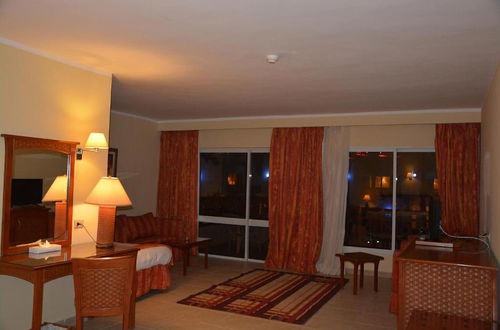 Photo 14 - Cozy Stay at Le Mirage New Tiran Naama Bay