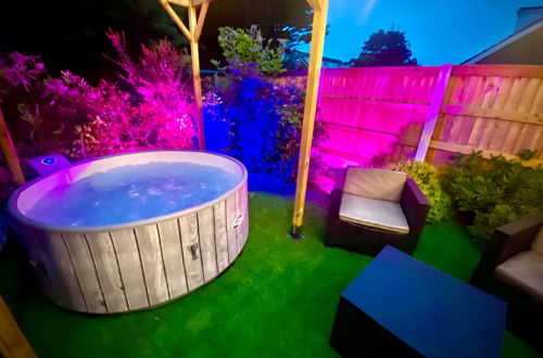 Photo 26 - Remarkable 3-bed Hot Tub House in Blackpool