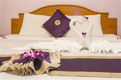 Foto 5 - Room in Guest Room - Bucintoro Restaurant & Guesthouse Belvedere - 10 Minutes From Patong Beach