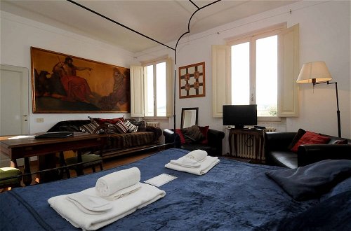 Foto 16 - Charming Studio Apartment in Front of the Arno River