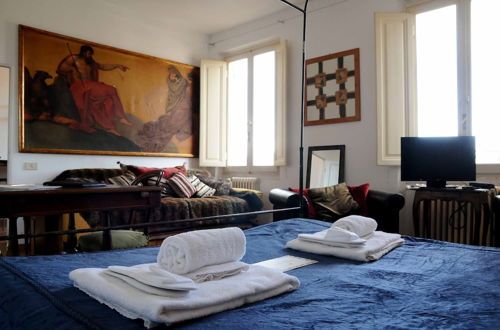 Photo 10 - Charming Studio Apartment in Front of the Arno River