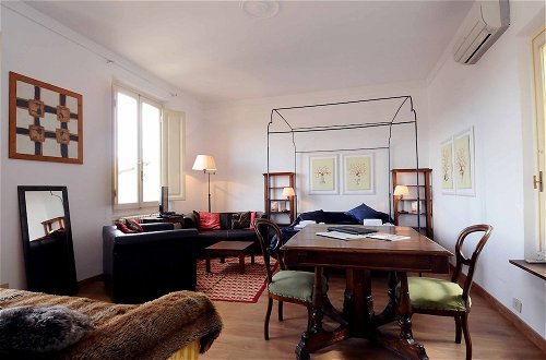 Foto 35 - Charming Studio Apartment in Front of the Arno River
