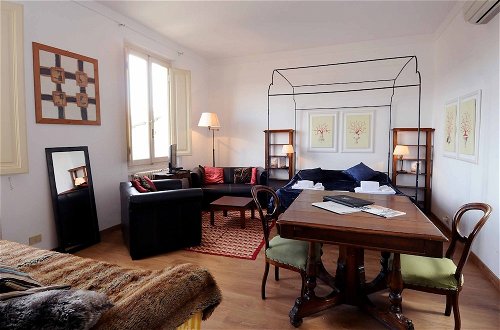 Foto 38 - Charming Studio Apartment in Front of the Arno River