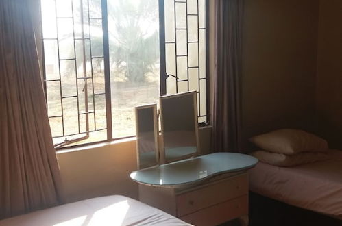 Photo 5 - Room in Guest Room - Old Farmhouse for 3 in Limpopo Province