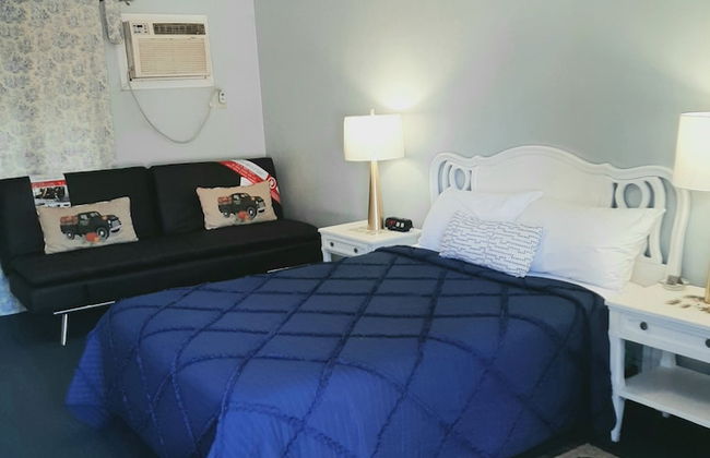 The New Star Motel with Studio-Kitchens: 1950s Extended-Stay Lodging and Retreat Center - Foto 13